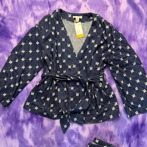 NWT H&M denim 2 piece set. Jacket and crop pants love monogram